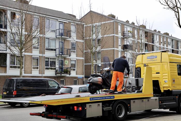 Politie neemt scooter in beslag