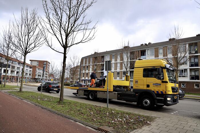 Politie neemt scooter in beslag