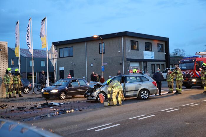 Gewonden bij frontale botsing