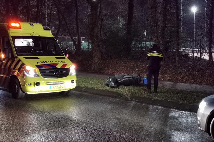 Scooterrijder gewond na eenzijdig ongeval