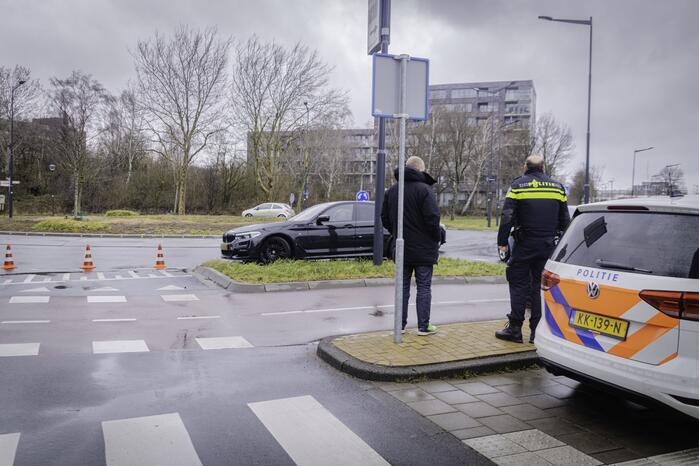 Maaltijd bezorger gewond bij aanrijding