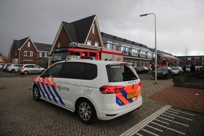 Losliggende dakpannen op woning