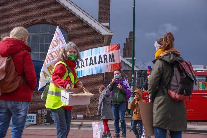 Klimaatdemonstratie bij Wagenwerkplaats