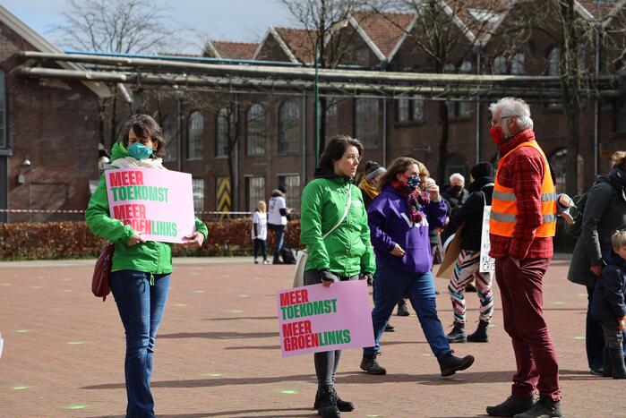 Klimaatdemonstratie bij Wagenwerkplaats