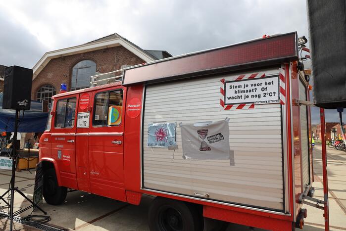 Klimaatdemonstratie bij Wagenwerkplaats