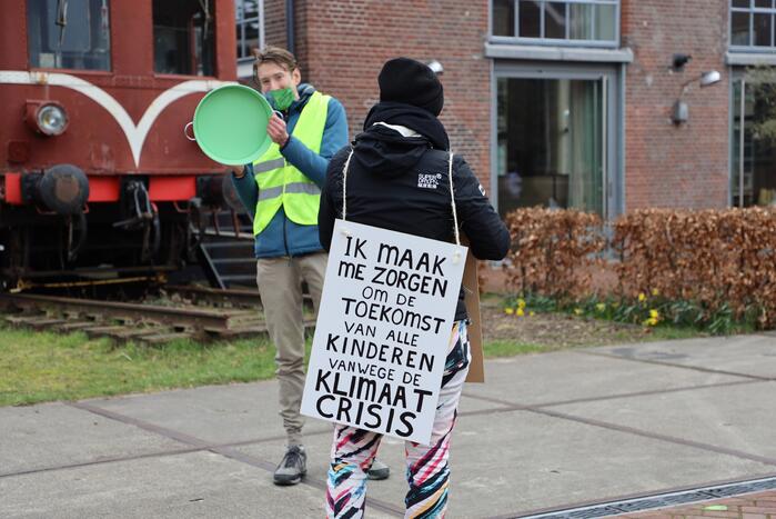 Klimaatdemonstratie bij Wagenwerkplaats