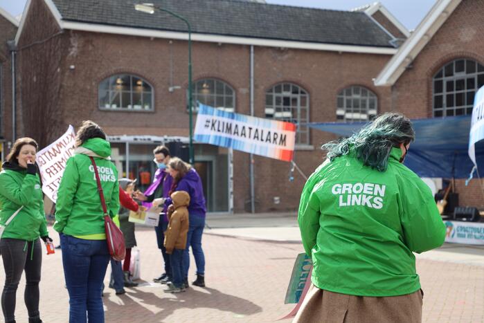 Klimaatdemonstratie bij Wagenwerkplaats