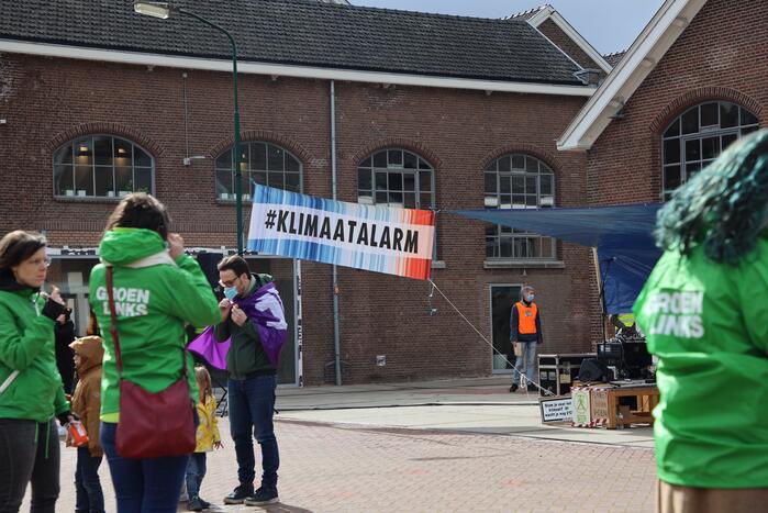 Klimaatdemonstratie bij Wagenwerkplaats
