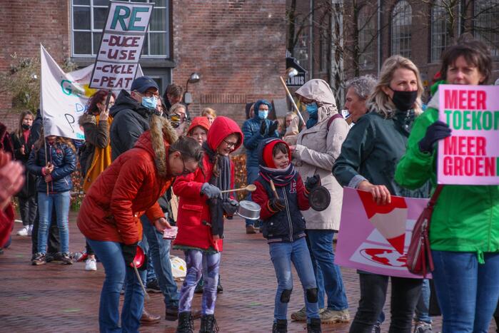 Klimaatdemonstratie bij Wagenwerkplaats