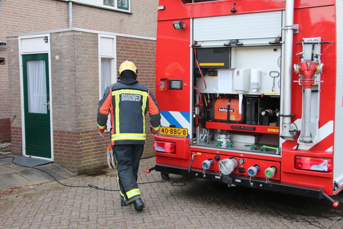 Brand in oven van woning