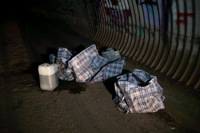 Afval gedumpt in tunnel