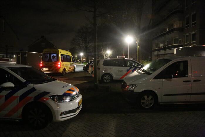 Gewonde na steekpartij in woning