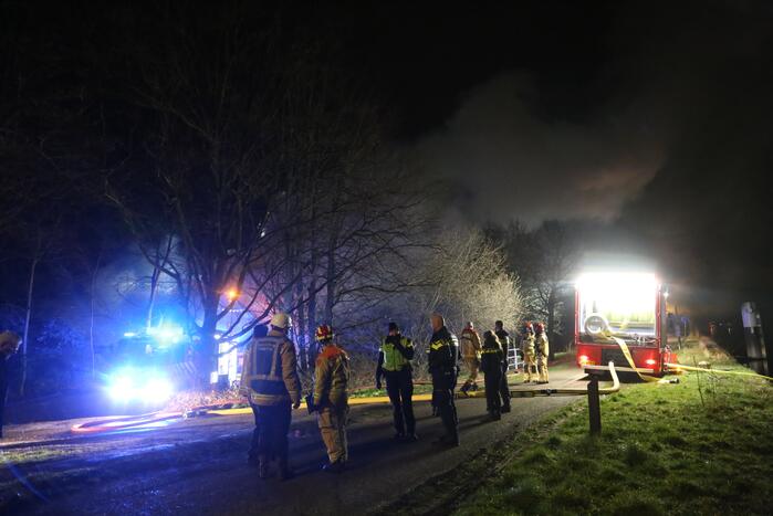 Woning verwoest door uitslaande brand