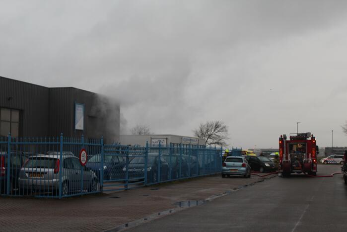 Veel rookontwikkeling na brand in machine