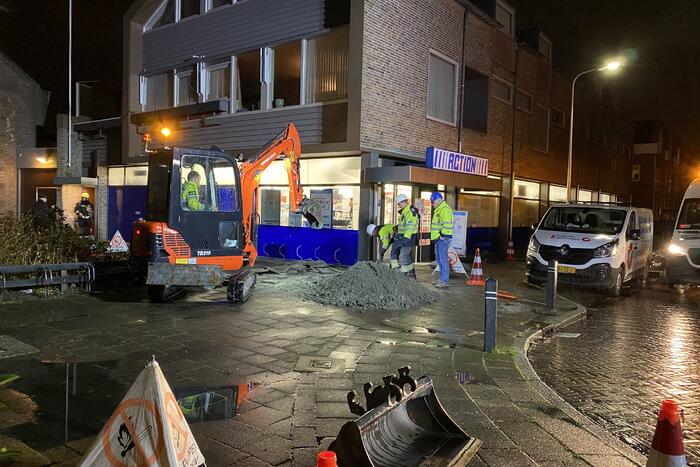 Brandweer doet onderzoek naar gaslucht