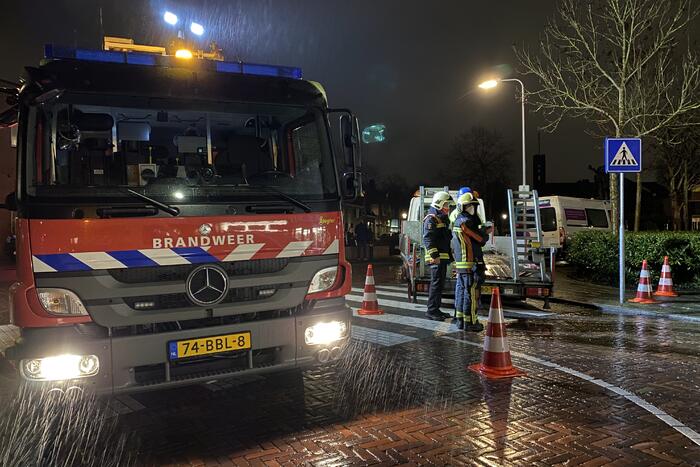 Brandweer doet onderzoek naar gaslucht