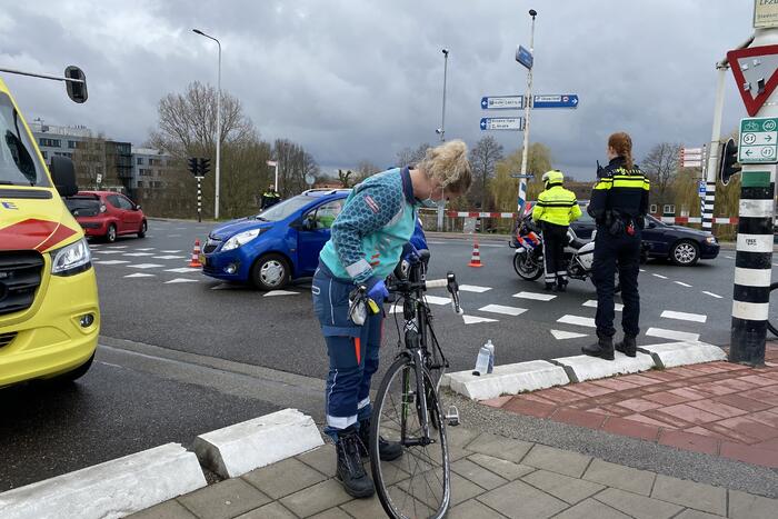 Wielrenner gewond bij aanrijding