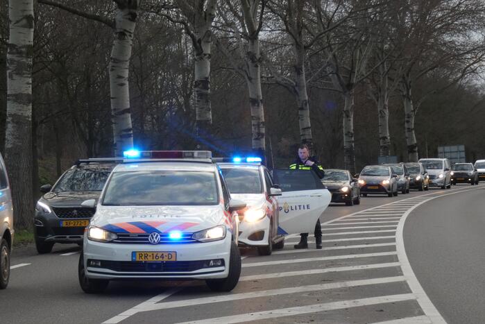 Bestuurders zien elkaar over het hoofd en komen in botsing