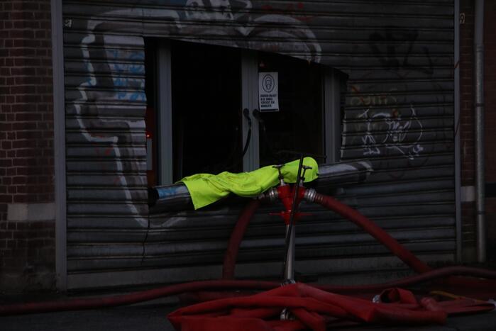 Grote uitslaande brand bij restaurant