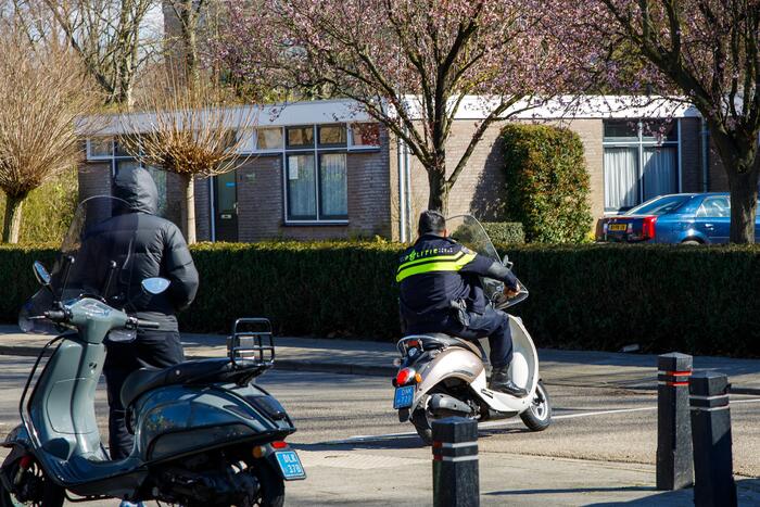 Man op leeftijd botst op voorganger