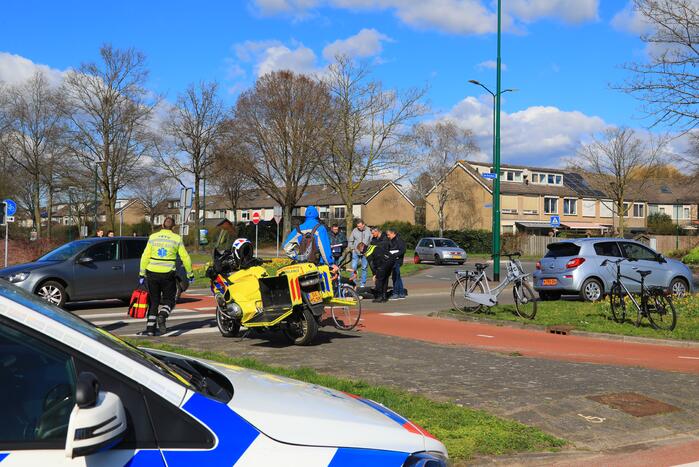 Fietsster gewond bij aanrijding tijdens het oversteken