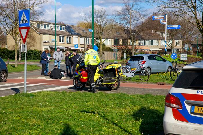 Fietsster gewond bij aanrijding tijdens het oversteken