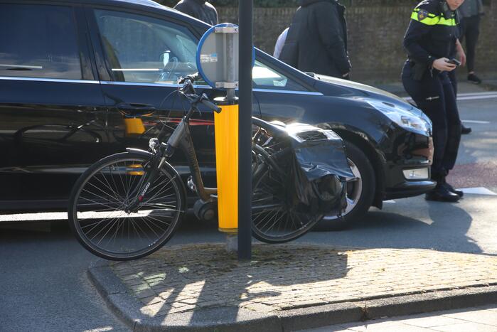 E-biker gewond bij aanrijding op beruchte kruising