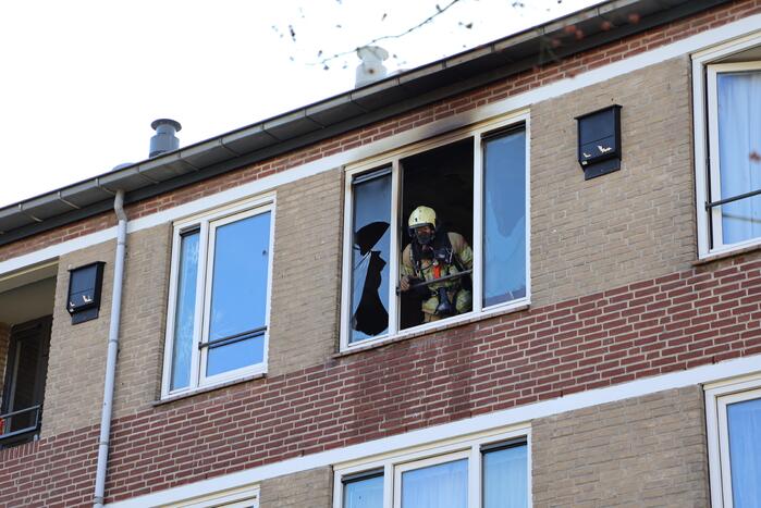 Brand in slaapkamer van flatwoning snel geblust