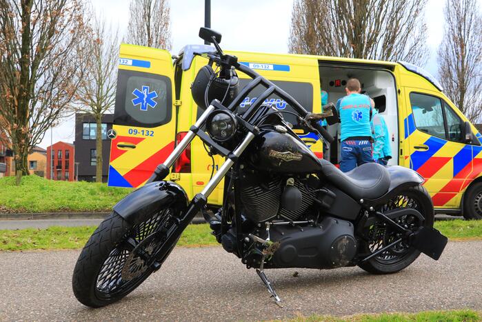 Man gaat met Harley Davidson onderuit