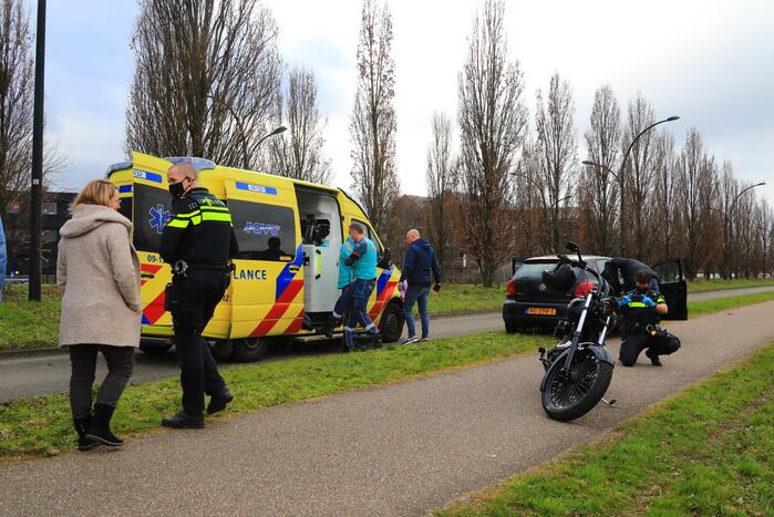 Man gaat met Harley Davidson onderuit
