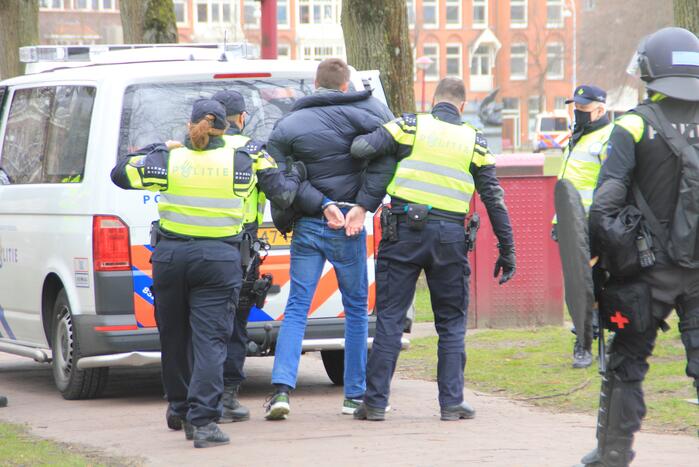 Opnieuw verzamelen demonstranten zich op het Museumplein