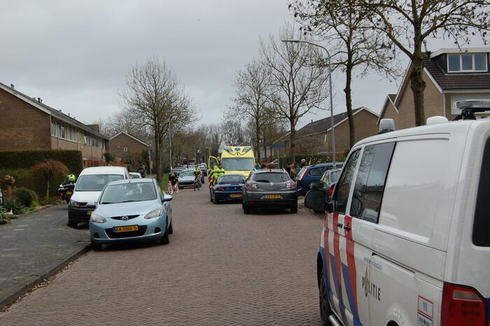 Fietser aangereden door auto