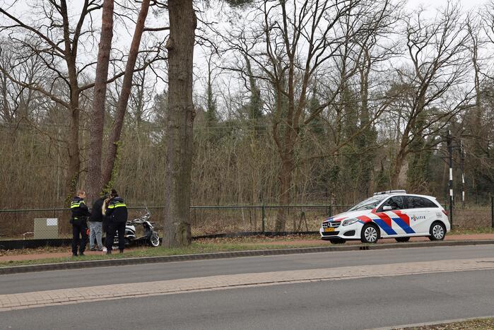 Scooterrijder gewond bij verkeersongeval