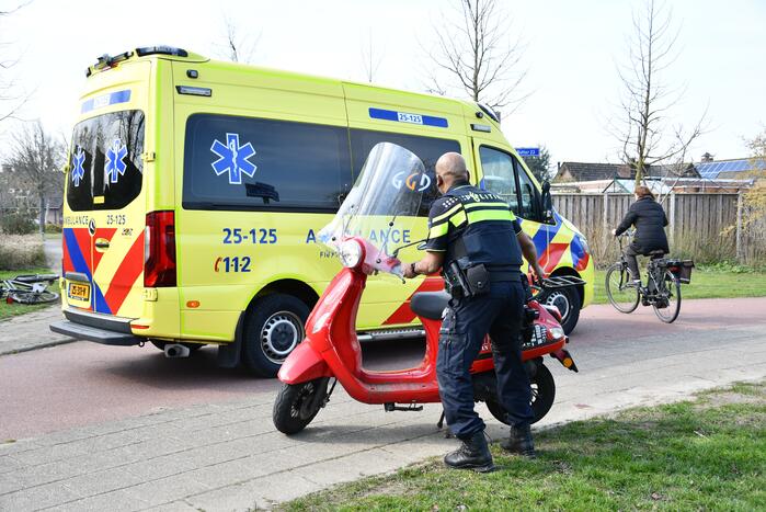 Scooterrijder gaat onderuit en raakt gewond