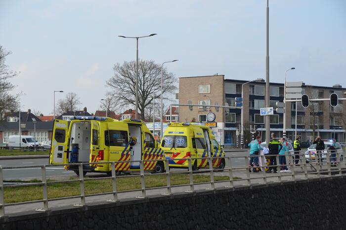 Persoon gewond geraakt bij bushalte
