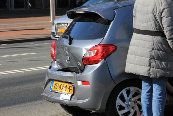 Flinke schade bij kop-staart ongeluk