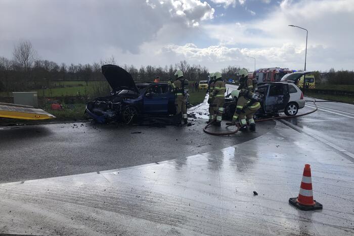 Zwangere vrouw naar ziekenhuis na verkeersongeval