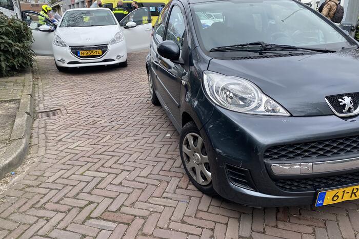 Persoon gecontroleerd na kop-staart botsing