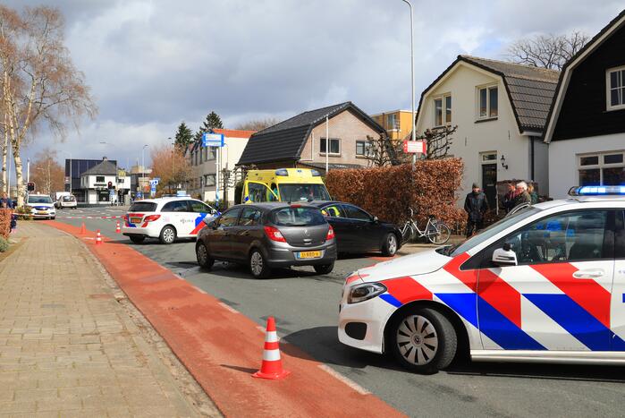 Gewonde en ravage door verkeersongeval