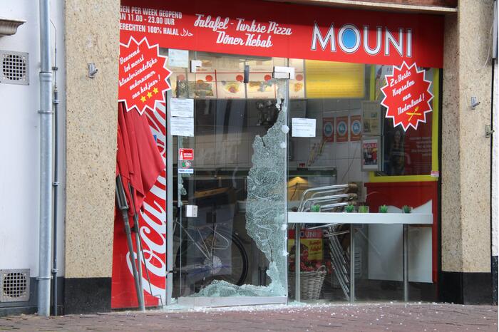 Man aangehouden na vernielingen bij restaurants