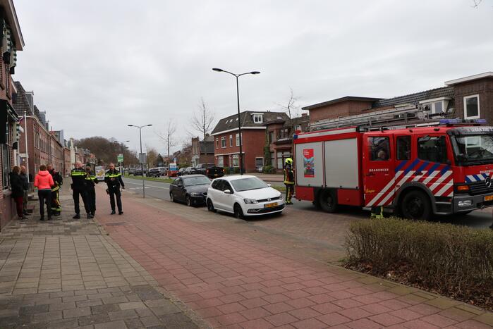 Brandweer doet onderzoek naar vermoedelijke brand in oven