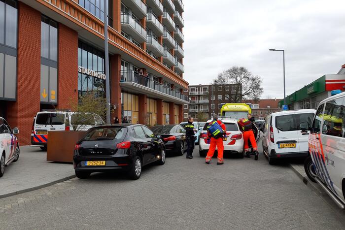Drie aanhoudingen na steekpartij in woning