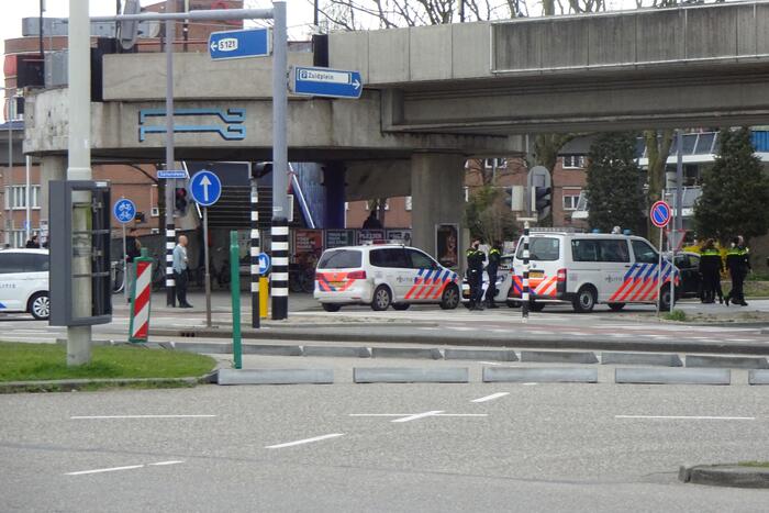 Drie aanhoudingen na steekpartij in woning
