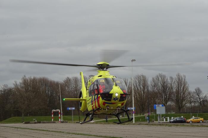 Drie aanhoudingen na steekpartij in woning