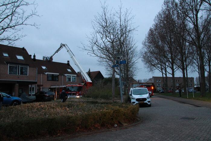 Schoorsteenbrand geblust door brandweer