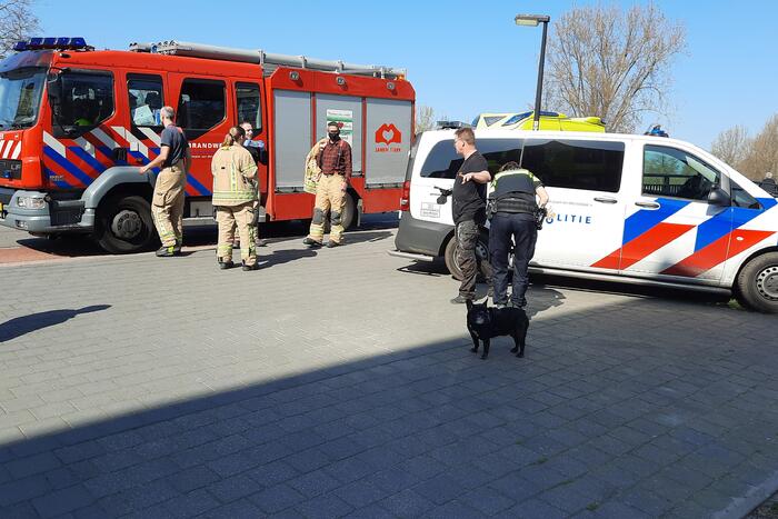 Persoon gewond na val in sloot