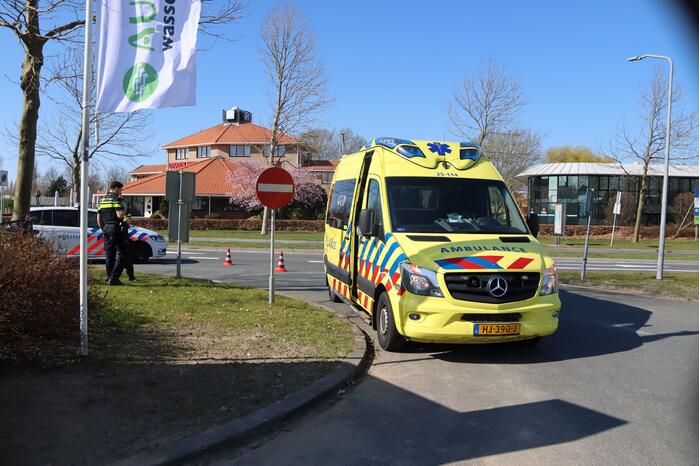 Persoon op fiets gewond na val