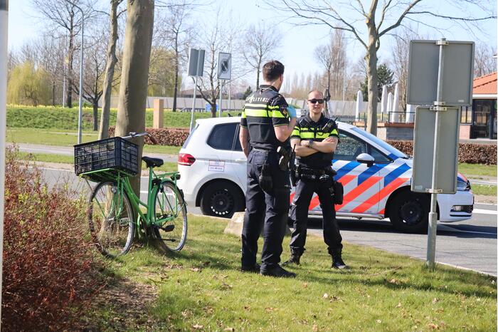 Persoon op fiets gewond na val