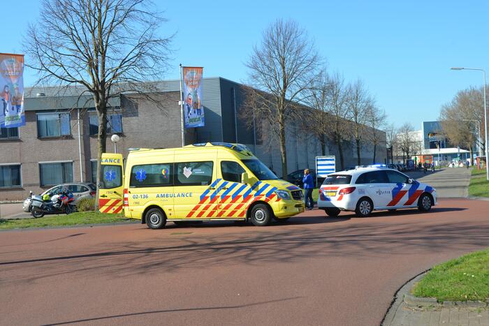 Motorrijder gewond bij verkeersongeval