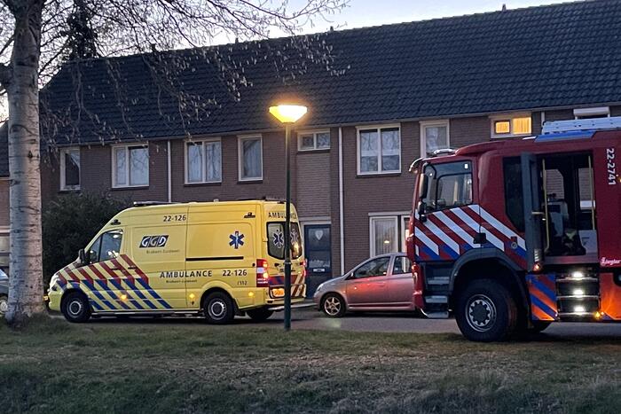 Man raakt zwaargewond bij val in woning